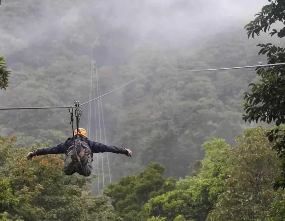 100% Aventura Monteverde Canopy