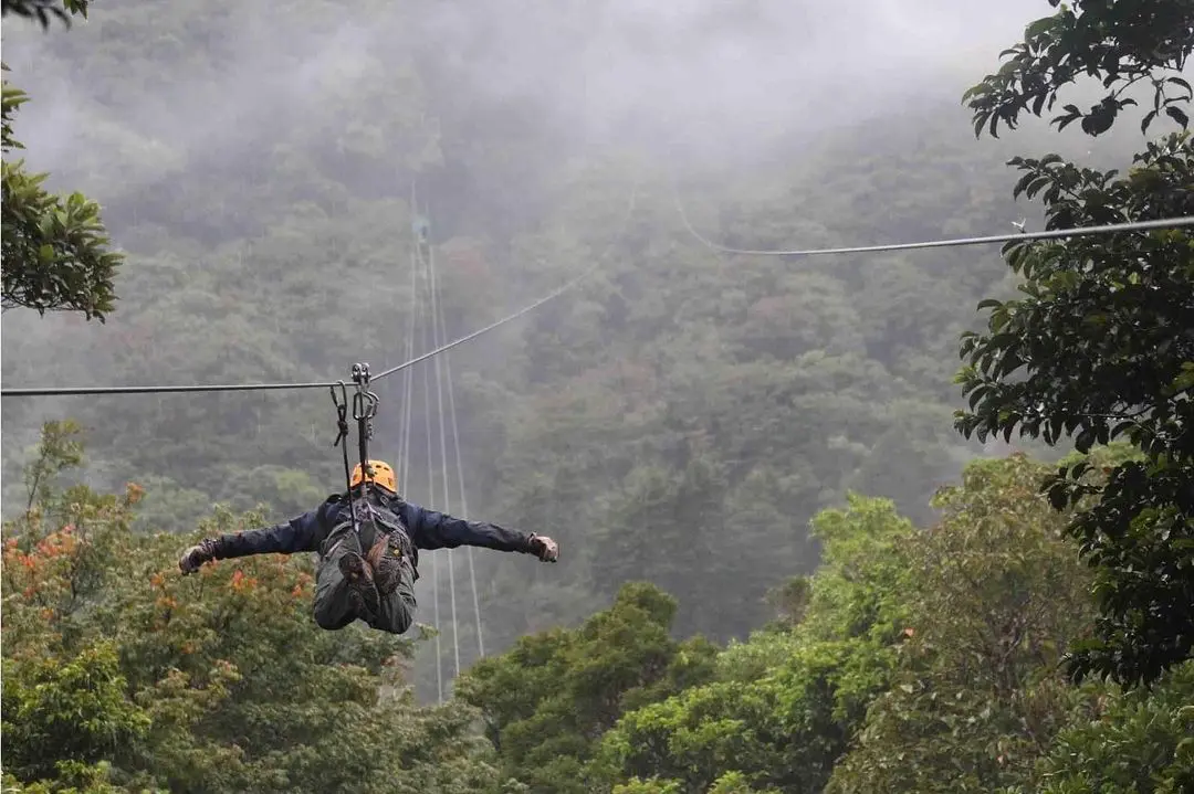 100% Aventura Monteverde Canopy